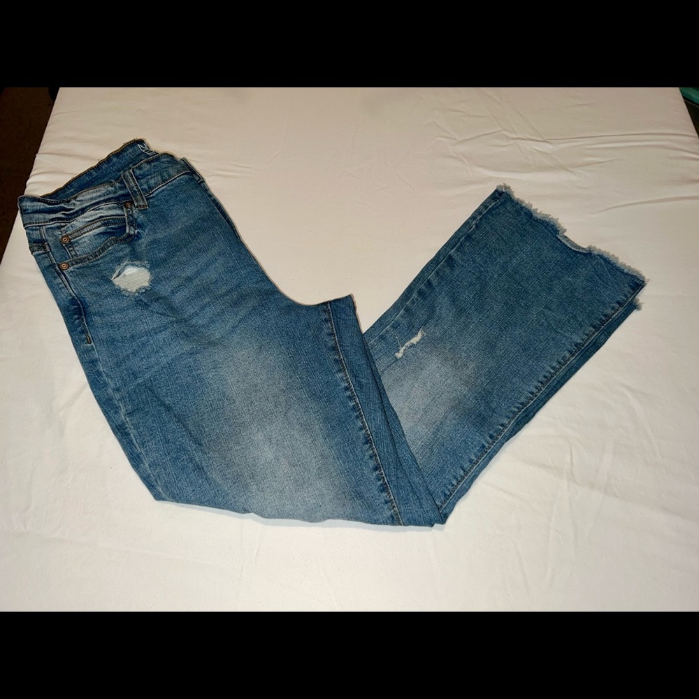 🎉 HI RISE CROP FLARE JEAN 11